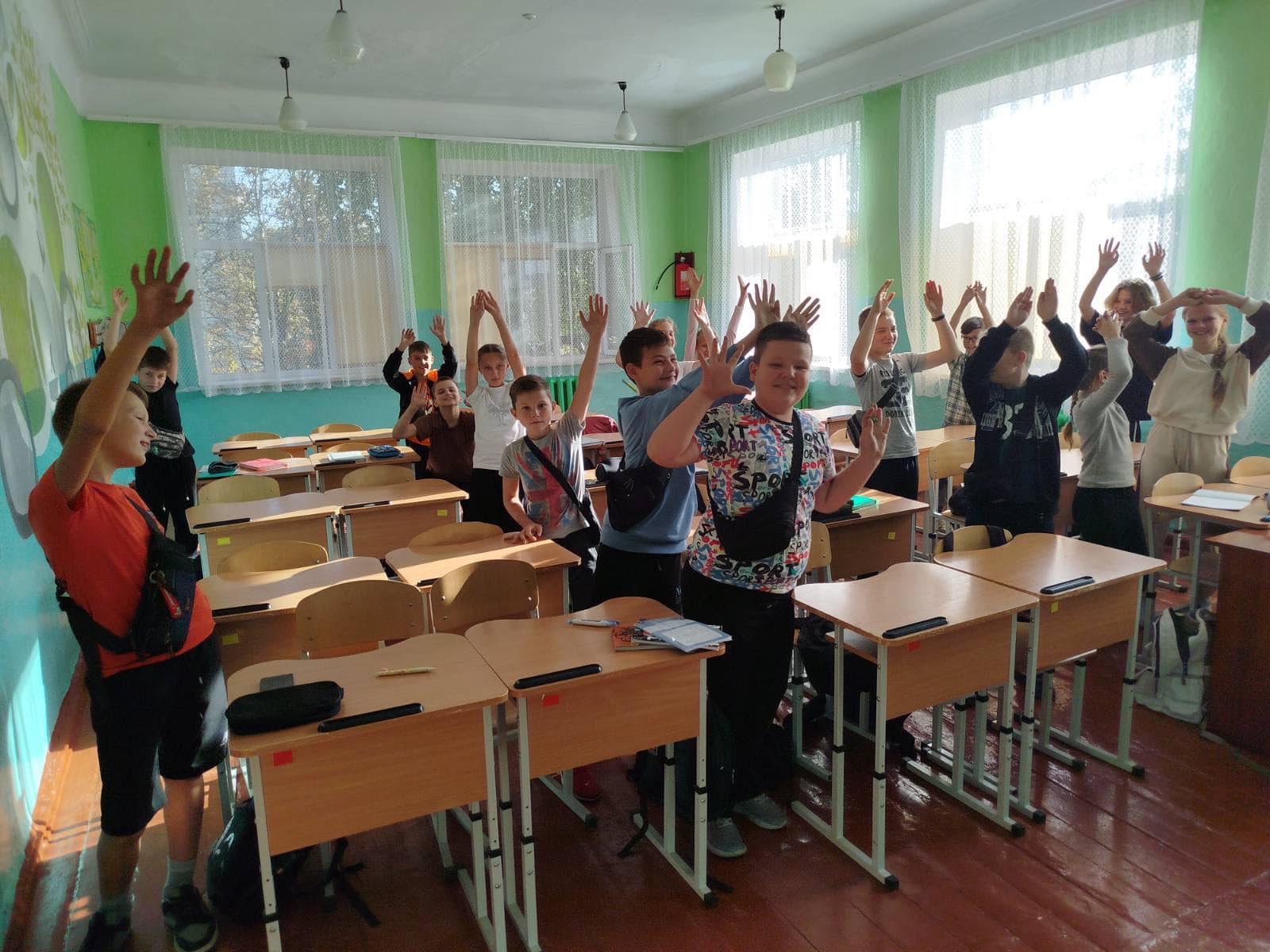 Виховна година «Знай правила дорожнього руху – зберігай здоров’я і життя» .