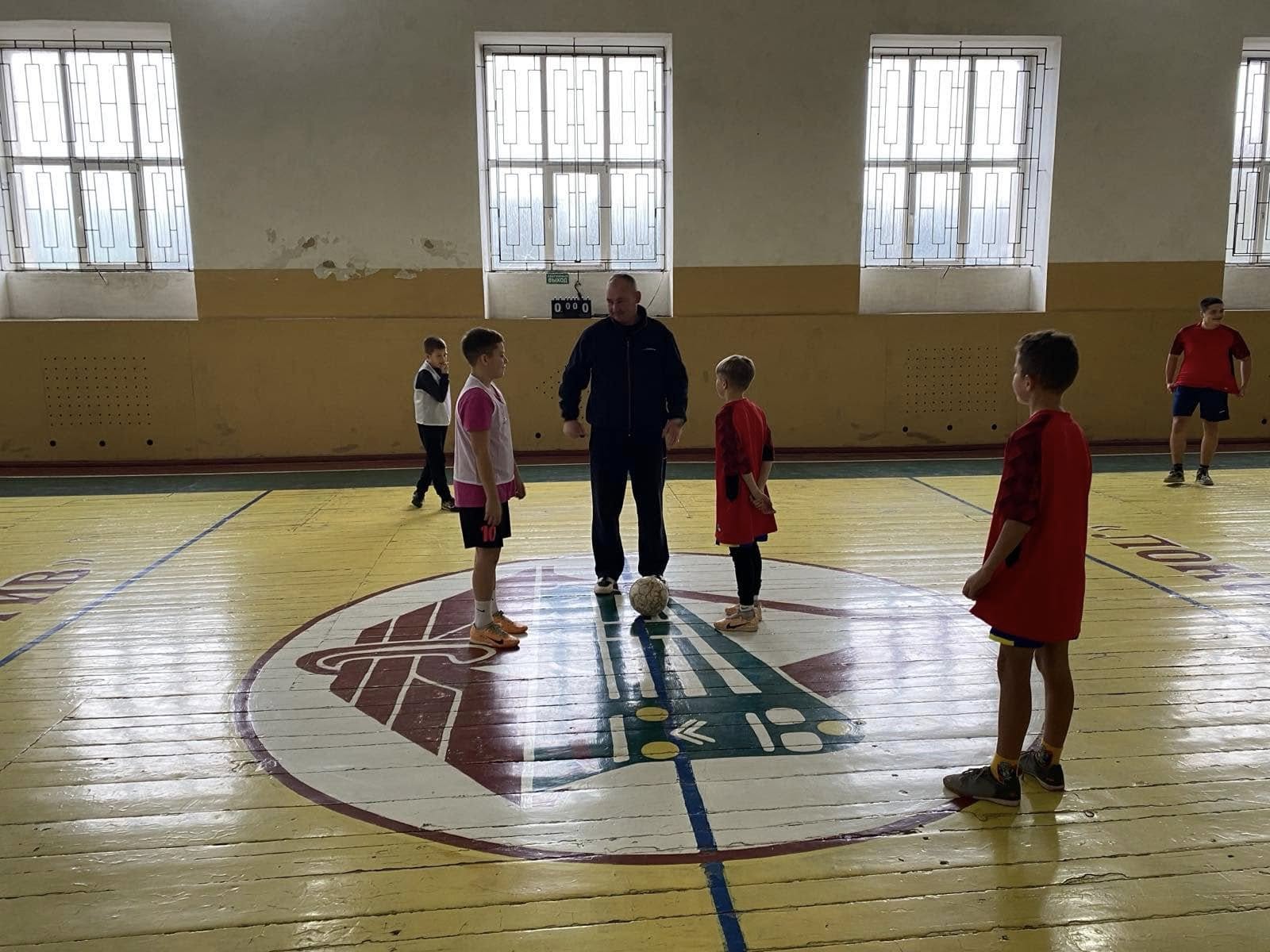 Здобувачі освіти ліцею №5 взяли участь в змаганнях «Пліч-о-пліч » з футзалу та здобули почесне 3 місце.